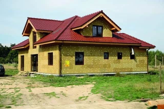 Do jakiej temperatury można robić elewacje, aby uniknąć problemów?