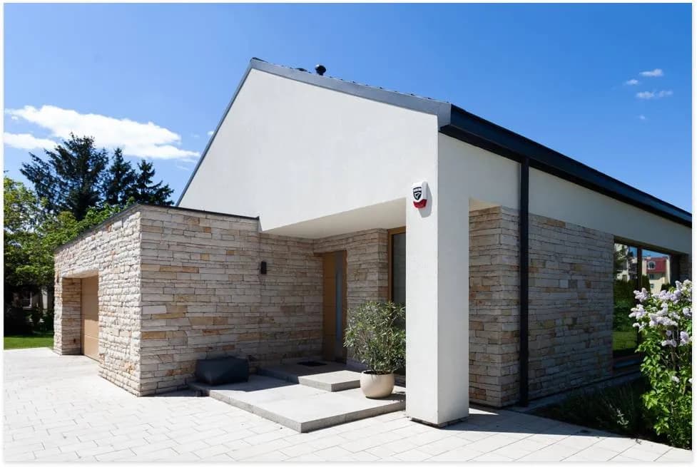 Ile za m2 elewacji? Poznaj koszty i uniknij nieprzyjemnych niespodzianek