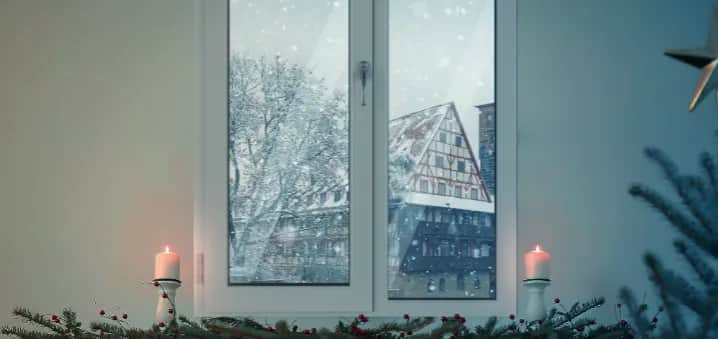 Jak udekorować okno na Boże Narodzenie i stworzyć magiczną atmosferę
