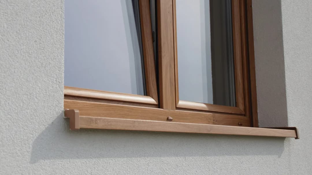 Jaki kolor parapetu do okien złoty dąb, aby uniknąć błędów w aranżacji?